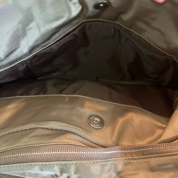 TUMI VOYAGEUR DERBY BUSINESS TOTE -  OLIVE GREEN - Picture 12 of 13